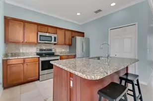 6071 Chapledale Dr, Orlando, FL 32829 - Photo 9