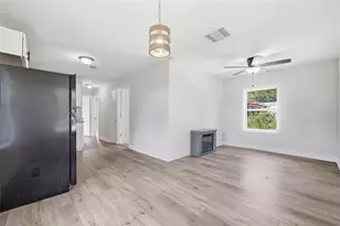 1137 Shawnee Dr, Kissimmee, FL 34744 - Photo 9