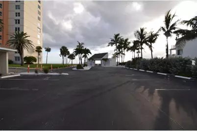 4420 Exeter Drive #208, Longboat Key, FL 34228 - Photo 23