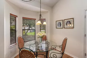 3920 Running Water Dr, Orlando, FL 32829 - Photo 11