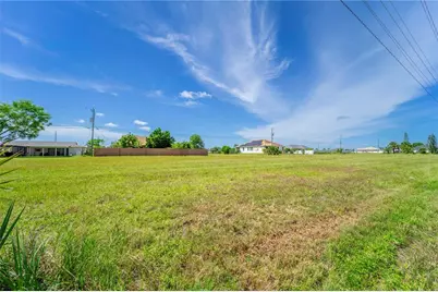 1808 Kismet Parkway E, Cape Coral, FL 33909 - Photo 5