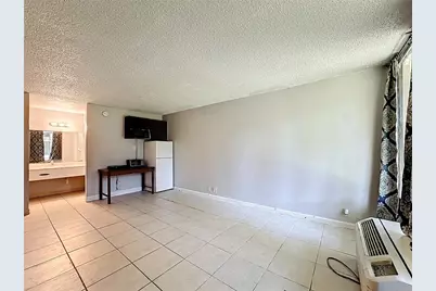 7900 S Orange Blossom Trail #1108, Orlando, FL 32809 - Photo 3