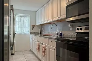 1700 Evergreen St, Kissimmee, FL 34746 - Photo 7