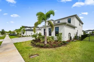 9453 Golden Laurel Ln, Orlando, FL 32827 - Photo 5