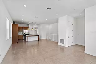 13599 Larkton Ln, Orlando, FL 32832 - Photo 9