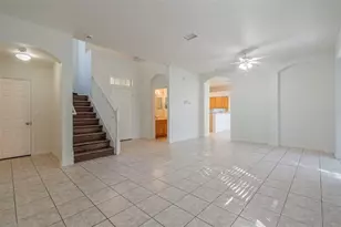 2804 Spring Meadow Dr, Plant City, FL 33566 - Photo 3