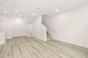 6119 Metrowest Blvd, Orlando, FL 32835 - Photo 9