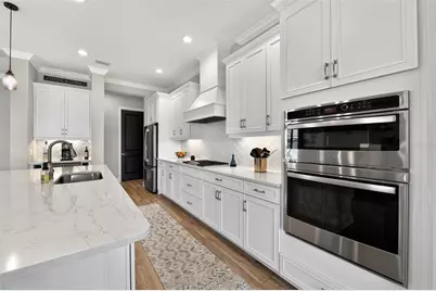 10253 Canaveral Circle, Sarasota, FL 34241 - Photo 11