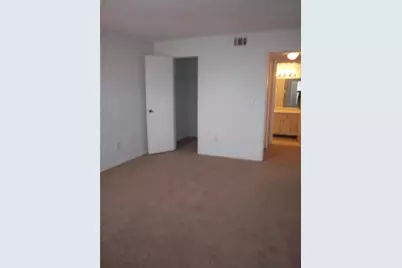 4606 Commander Drive #1113, Orlando, FL 32822 - Photo 5