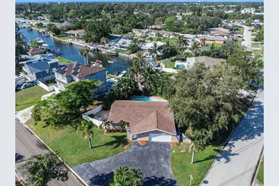 3401 Coquina Key Drive SE, Saint Petersburg, FL 33705 - Photo 29