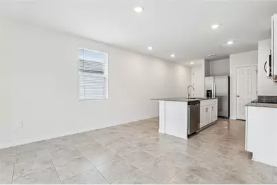3713 Queensland Court, Haines City, FL 33844 - Photo 9
