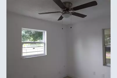 2112 14th Avenue E, Bradenton, FL 34208 - Photo 7