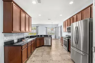 11616 Thacker Dr, Clermont, FL 34711 - Photo 9