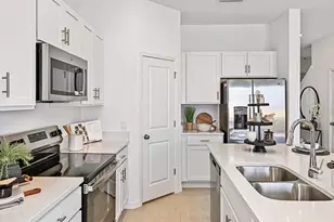 501 Moonstone Ct, Groveland, FL 34736 - Photo 9