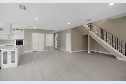 731 S Missouri Avenue, Lakeland, FL 33815 - Photo 15