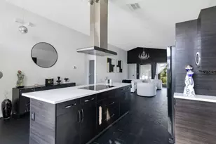 8076 Aspencrest Ct, Orlando, FL 32835 - Photo 9