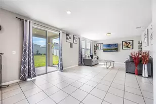 905 Cambridge Dr, Winter Haven, FL 33881 - Photo 9