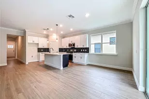 8 Forest Ln, Eustis, FL 32726 - Photo 13