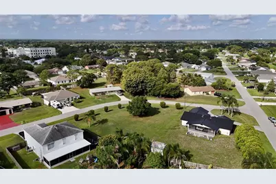 173 SW Lancaster Avenue, Port Saint Lucie, FL 34984 - Photo 5