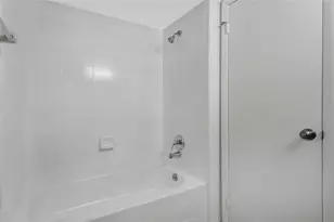 1054 Lotus Cove Ct, Altamonte Springs, FL 32714 - Photo 9