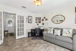 36850 Lakewood Dr, Zephyrhills, FL 33542 - Photo 17