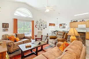 358 Lancaster Dr, Davenport, FL 33897 - Photo 5