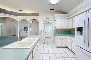 5518 Queen Victoria Dr, Leesburg, FL 34748 - Photo 11