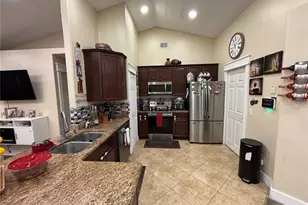 11252 Cypress Leaf Dr, Orlando, FL 32825 - Photo 9