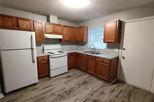 200 Church St, Leesburg, FL 34748 - Photo 3