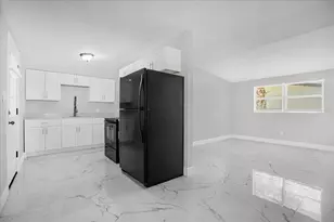 127 Bob Thomas Cir, Sanford, FL 32771 - Photo 5