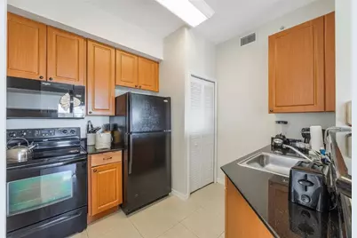 7383 Universal Boulevard #607, Orlando, FL 32819 - Photo 13
