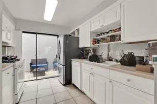 212 Perth Ct, Winter Springs, FL 32708 - Photo 13