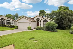 533 Bent Oak Ct, Spring Hill, FL 34609 - Photo 3
