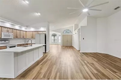 533 Bent Oak Court, Spring Hill, FL 34609 - Photo 7