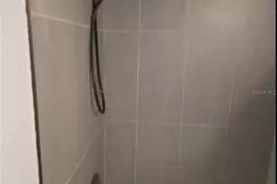 4127 Dolphin Dr, Tampa, FL 33617 - Photo 17