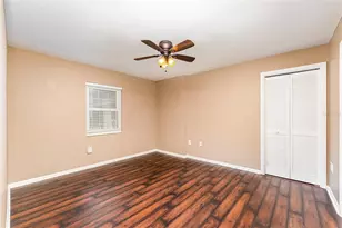 6204 Sweetwater Dr E, Lakeland, FL 33811 - Photo 15