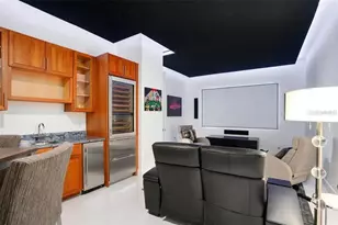 150 E Robinson St, Orlando, FL 32801 - Photo 17