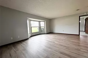 947 N Atmore Cir, Deltona, FL 32725 - Photo 5