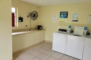 1665 W Oak Ridge Rd, Orlando, FL 32809 - Photo 39