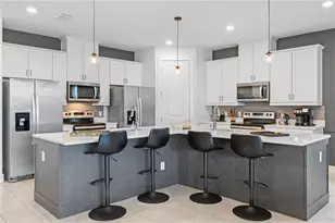 977 Desert Mountain Ct, Reunion, FL 34747 - Photo 9