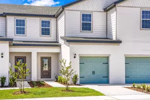 690 Poppy Ln, Dundee, FL 33838 - Photo 1