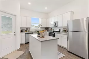 690 Poppy Ln, Dundee, FL 33838 - Photo 11