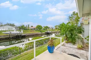 2322 Riverbluff Pkwy, Sarasota, FL 34231 - Photo 1