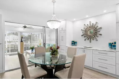 2322 Riverbluff Parkway #V250, Sarasota, FL 34231 - Photo 9