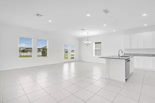 1017 Alabaster Wy, Deltona, FL 32725 - Photo 3