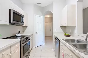 2300 Silver Palm Dr, Kissimmee, FL 34747 - Photo 7