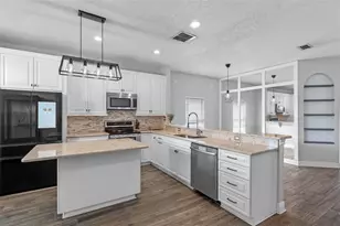 4784 Waterside Pointe Cir, Orlando, FL 32829 - Photo 3