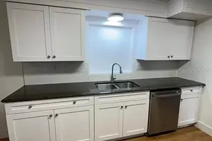 4615 Mars Ct, Orlando, FL 32839 - Photo 3