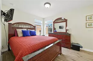 121 Las Fuentes Dr, Kissimmee, FL 34746 - Photo 35