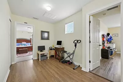 121 Las Fuentes Drive, Kissimmee, FL 34746 - Photo 23